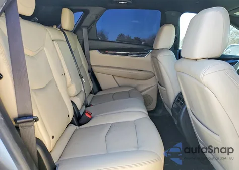 2017 Cadillac Xt5 z USA, uszkodzony, nr VIN 1GYKNARS0HZ298846